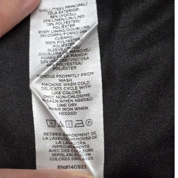 NWT Loft Peak Lapel Modern Blazer in Black Women's Size 12 - Picture 8 of 10